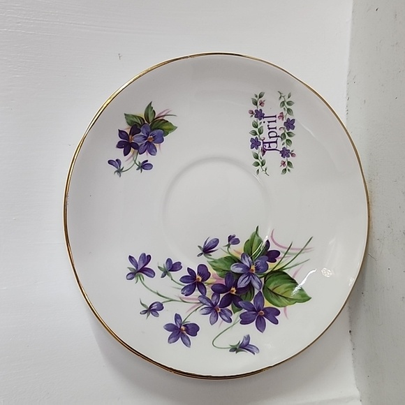 Springfield April Violets Teacup & Saucer England Bone China - Picture 2 of 8